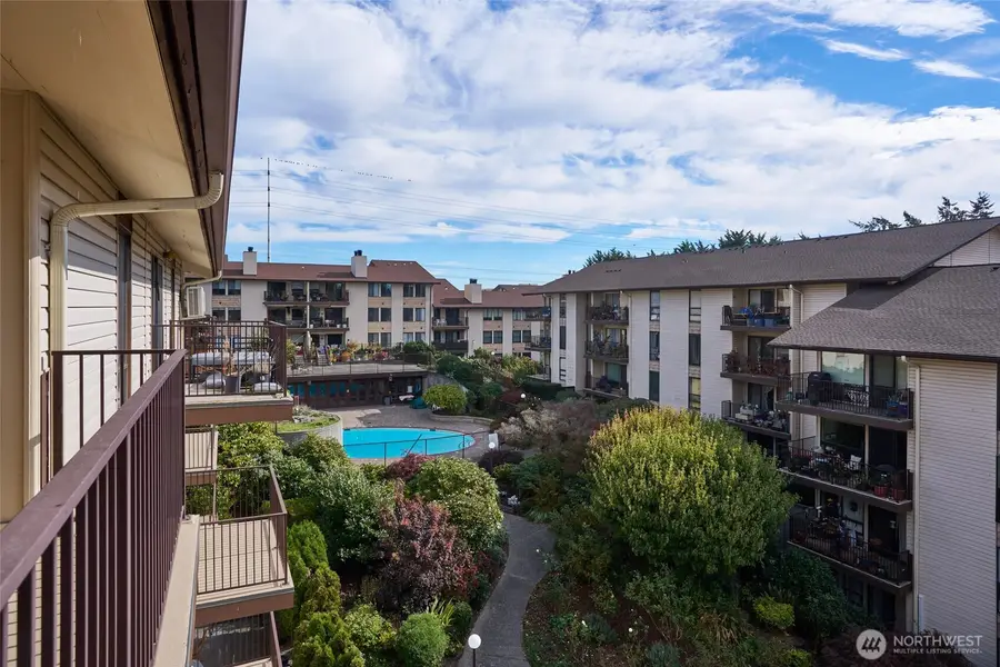 13229 Linden Avenue N #403B, Seattle, WA 98133 - #3