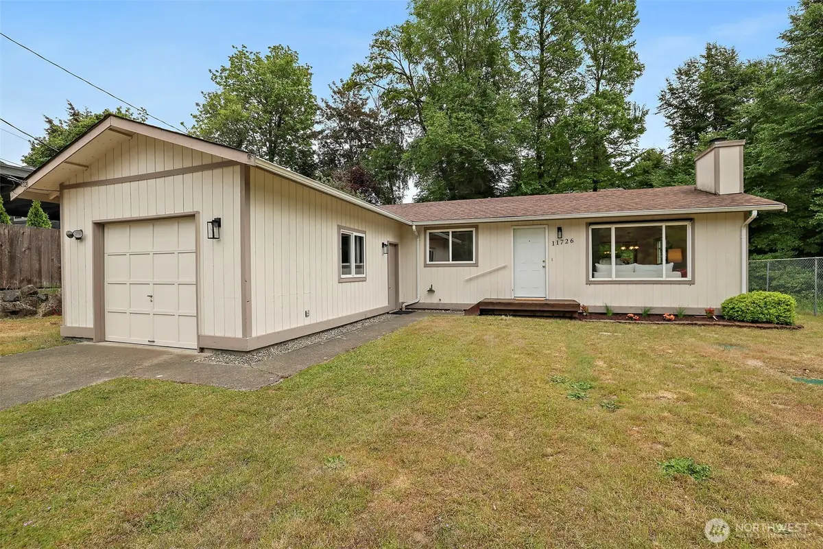 11726 8th Avenue S, Burien, WA 98168 - #1