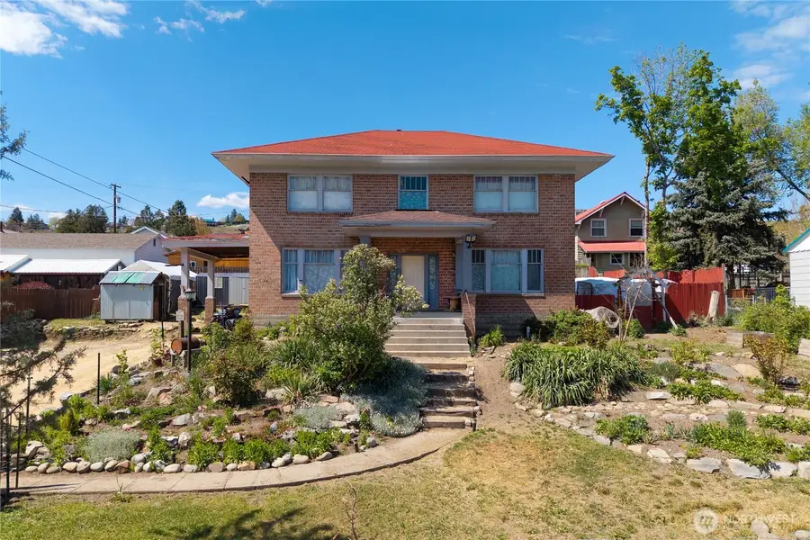 633 N 3rd Avenue, Okanogan, WA 98840 - #2