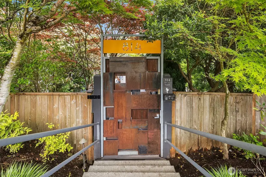 814 31st Avenue S, Seattle, WA 98144 - #2