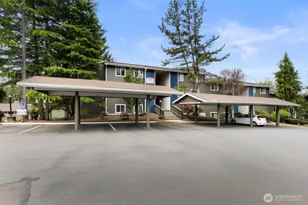20198 Vikings Crest Loop Ne #8-102, Poulsbo, WA 98370