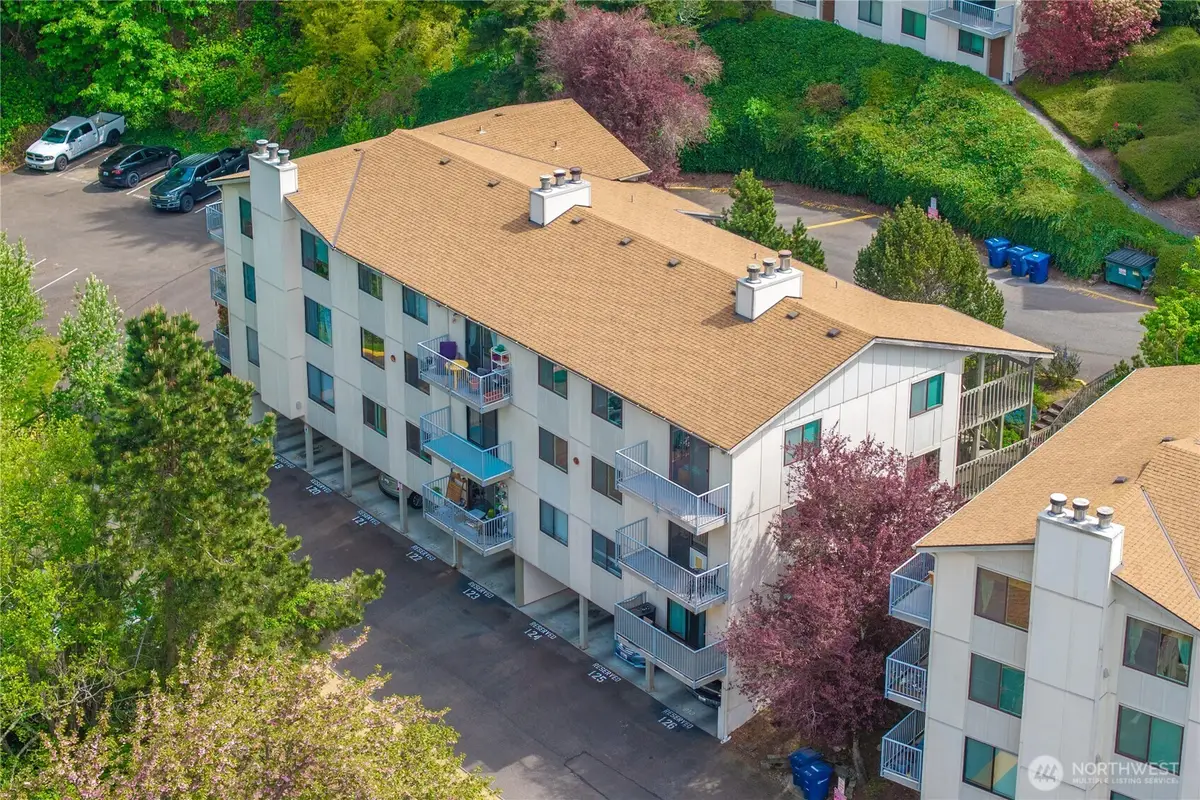 1239 SW 132nd Lane #823, Burien, WA 98146 - #1
