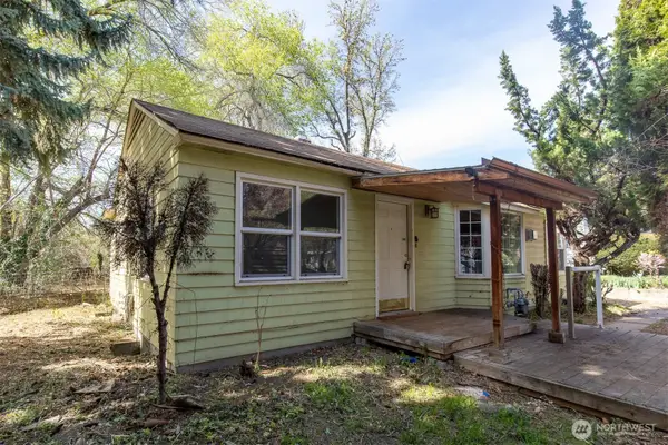910 25th Avenue, Yakima, WA 98902