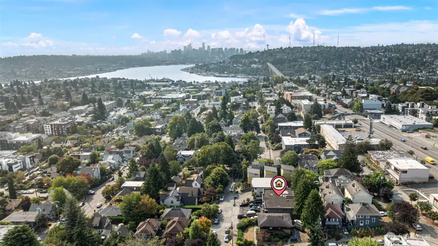 4219 Whitman Avenue N #2, Seattle, WA 98103 - #2