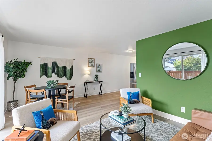 4219 Whitman Avenue N #2, Seattle, WA 98103 - #3