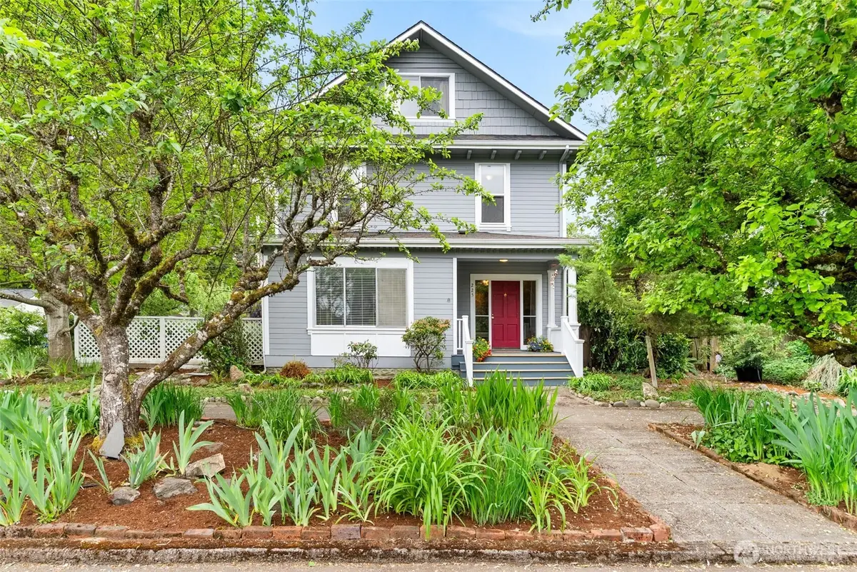 225 17th Avenue Se, Olympia, WA 98501 - #1