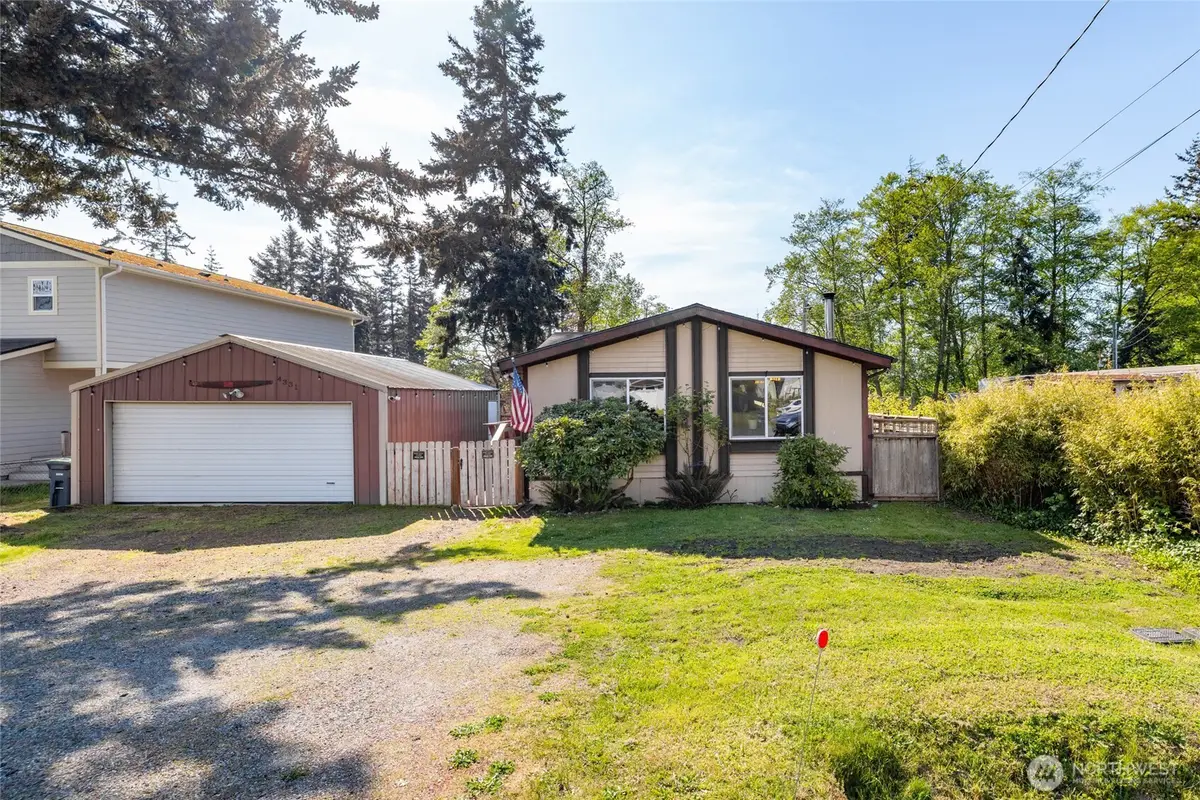 4331 Hamilton Drive, Oak Harbor, WA 98277 - #1