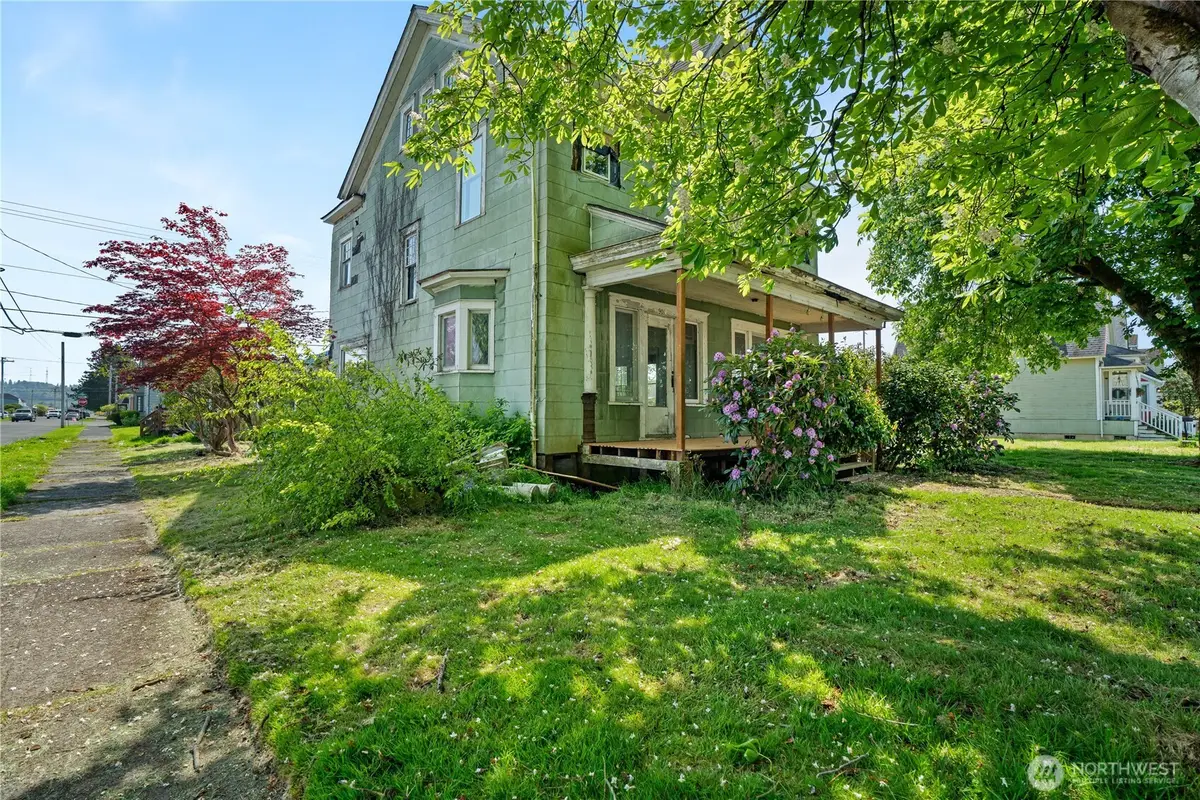 901 W Market Street, Aberdeen, WA 98520 - #1