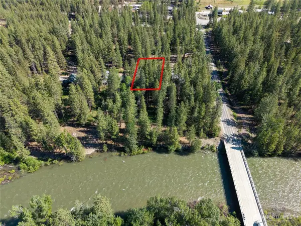 3 Mazama Bridge Road #3, Mazama, WA 98833