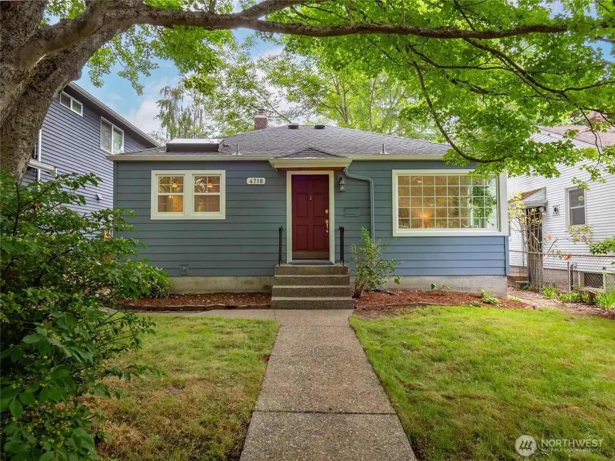 4718 49th Avenue Sw, Seattle, WA 98116 - #1