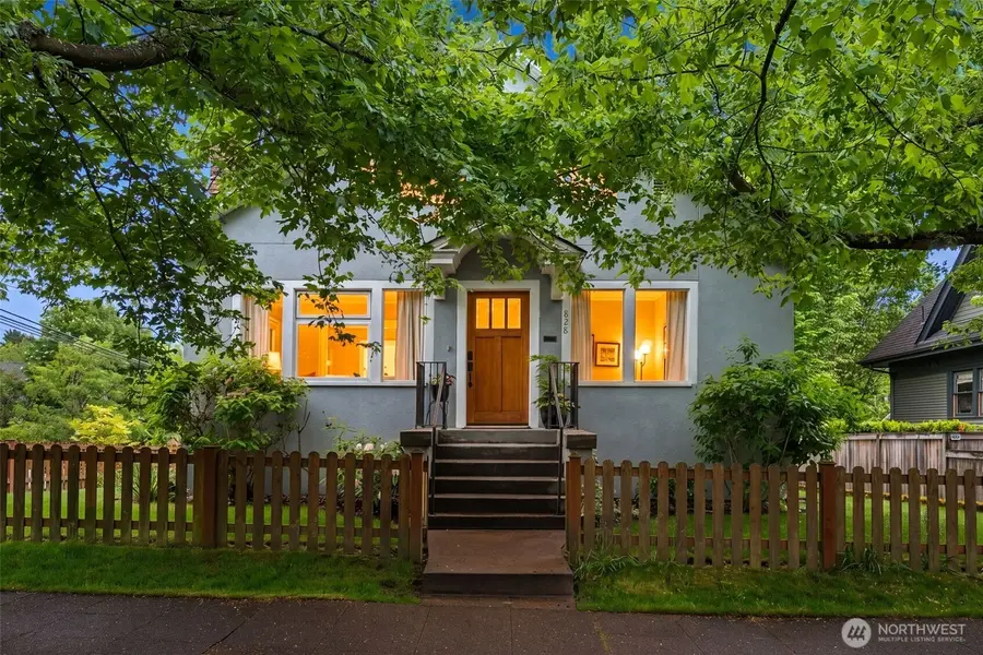 828 24th Avenue, Seattle, WA 98122 - #2