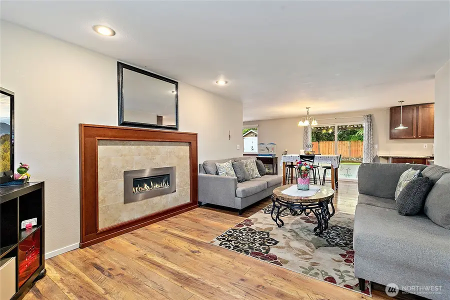15902 Woodland Avenue E, Puyallup, WA 98375 - #3