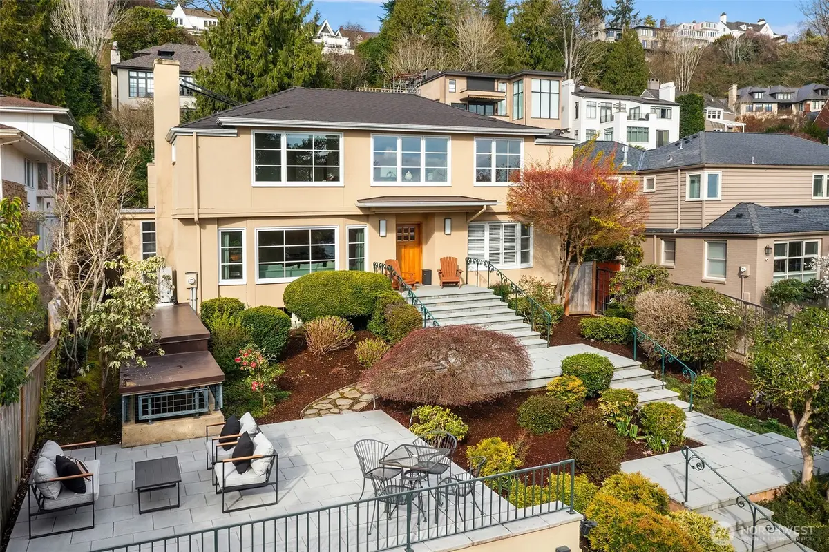 453 Mcgilvra Boulevard E, Seattle, WA 98112 - #1
