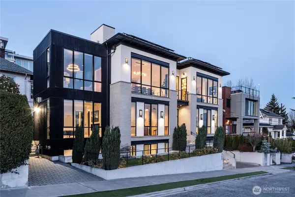 362 Ward Street, Seattle, WA 98109
