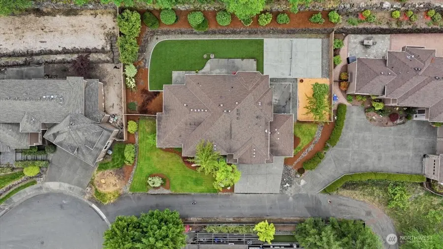 24121 NE 1st Place, Sammamish, WA 98074 - #3