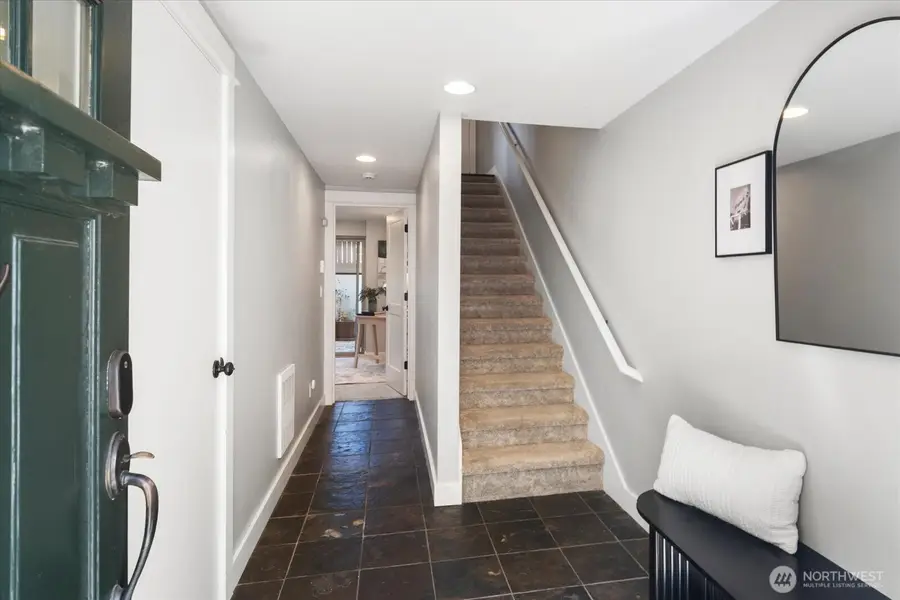 4429 41st Avenue Sw #B, Seattle, WA 98116 - #2