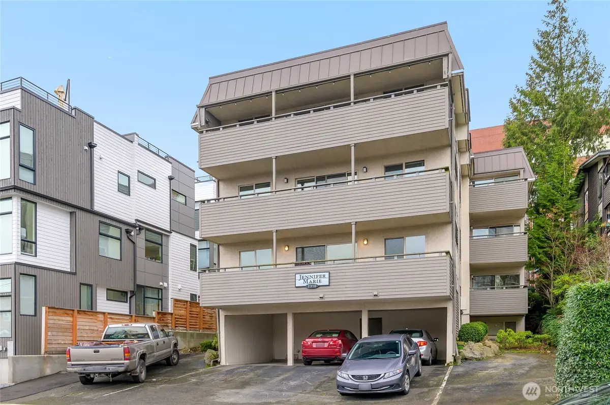 2318 Yale Avenue E, Seattle, WA 98102 - #1