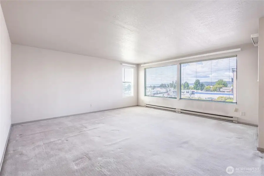 813 S 227th Place, Des Moines, WA 98198 - #2