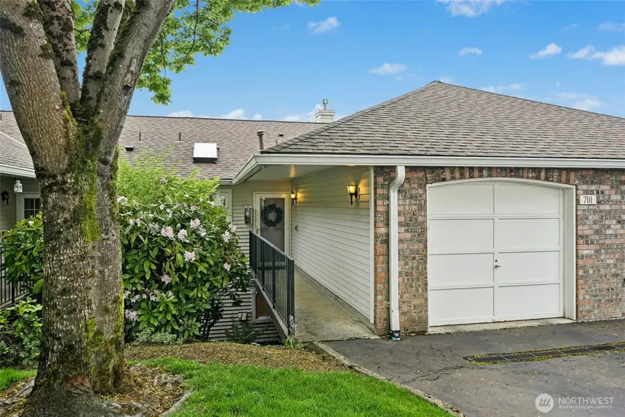 7111 134th Court Se #D3, Newcastle, WA 98059 - #2