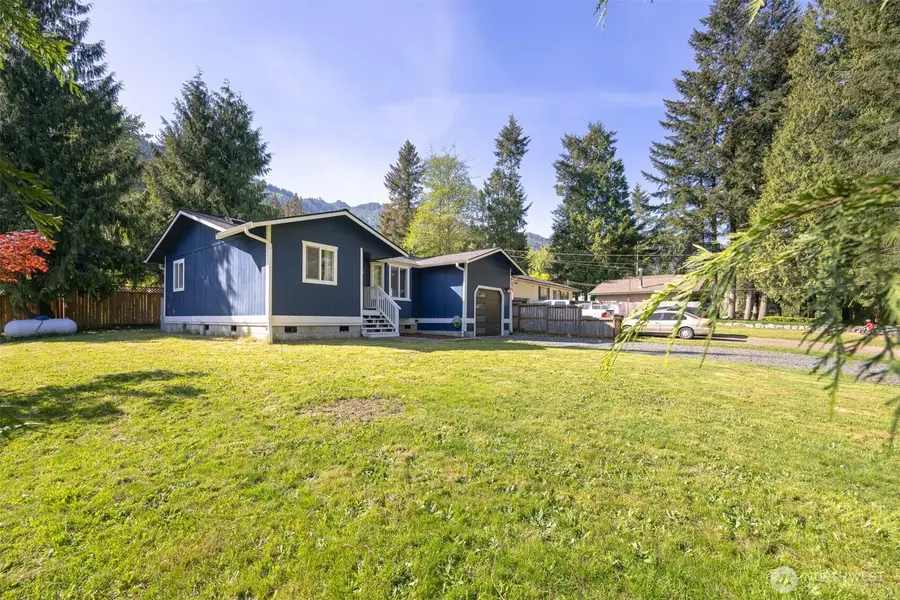 405 Rainbow Drive, Sedro Woolley, WA 98284 - #2