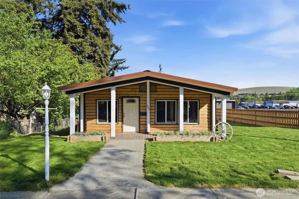 304 W Clay, Dayton, WA 99328 - #1
