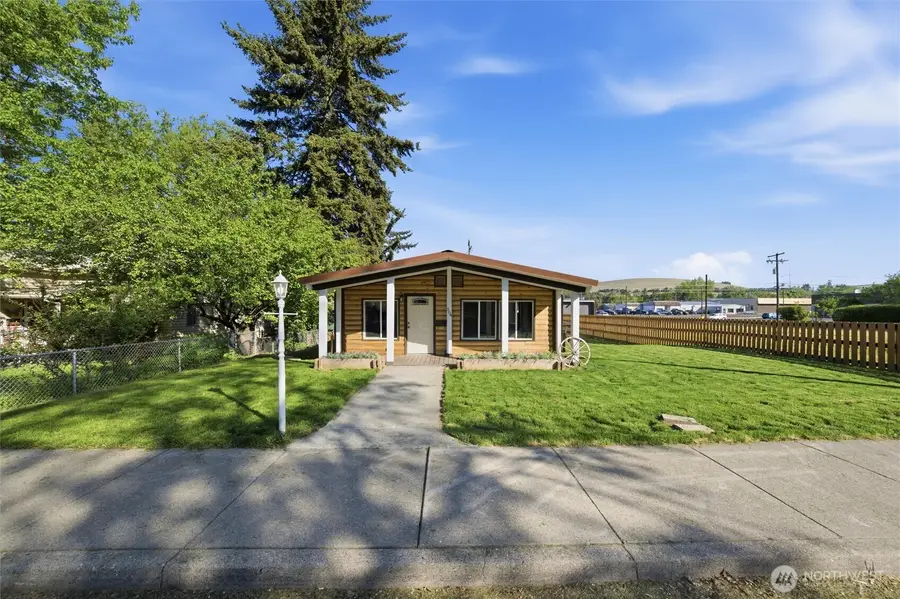 304 W Clay, Dayton, WA 99328 - #2