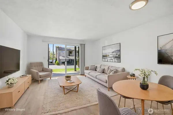 31003 14th Avenue S #E2, Federal Way, WA 98003