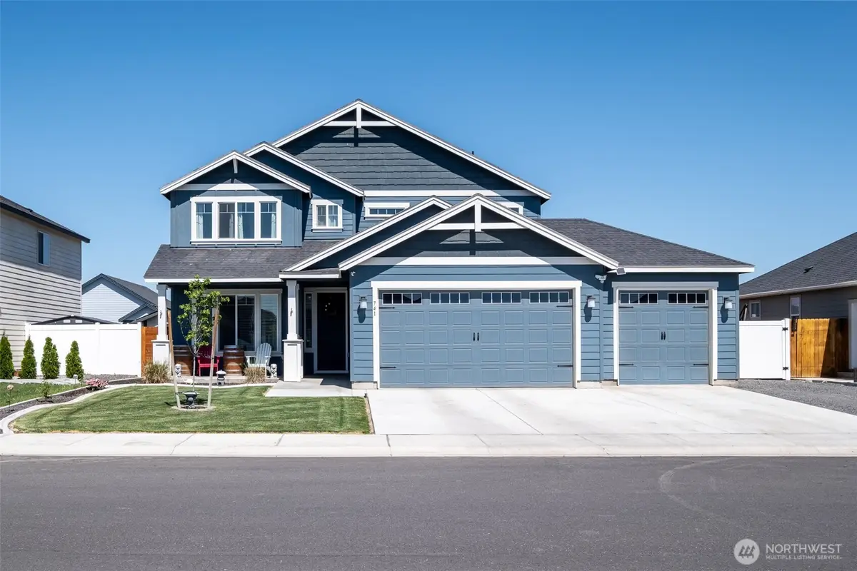 741 K St Ne, Quincy, WA 98848 - #1
