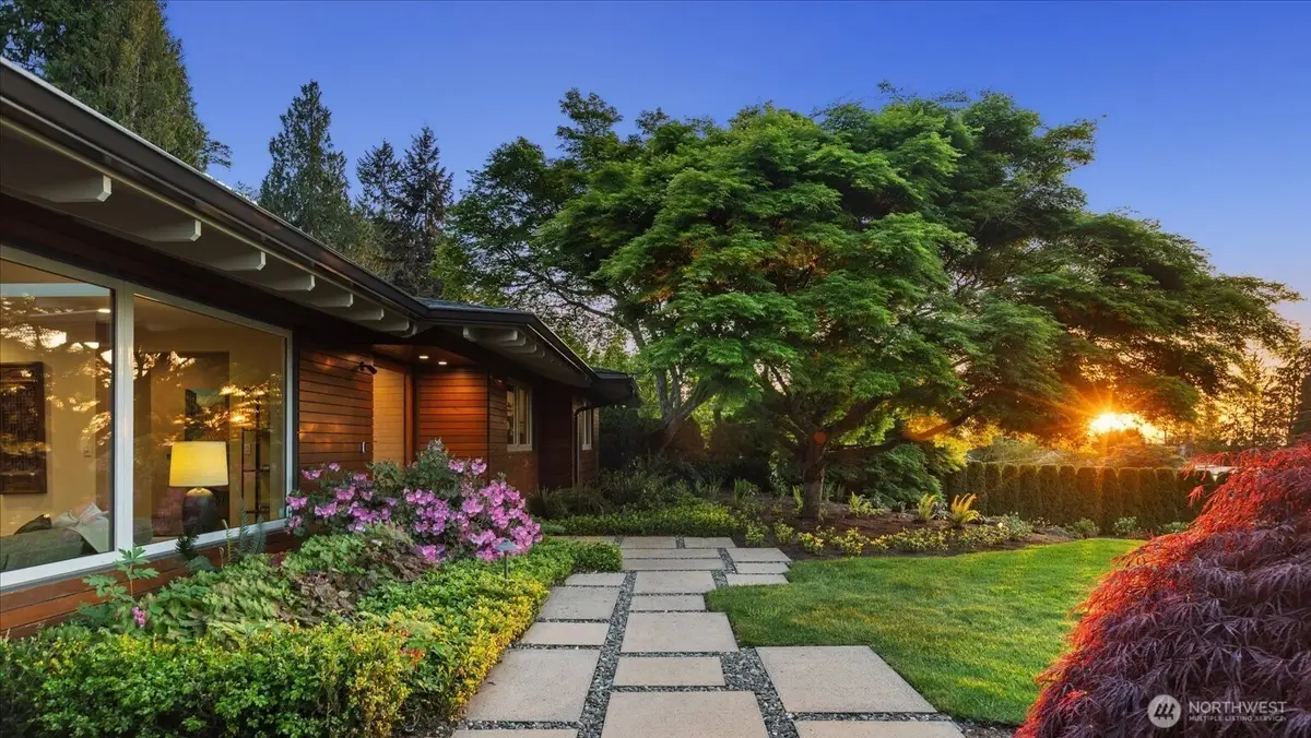 8320 Frederick Place, Edmonds, WA 98026 - #1