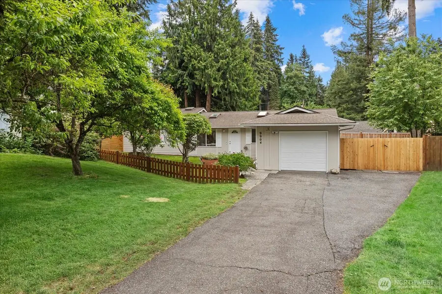 9904 167th Avenue Ne, Redmond, WA 98052 - #2