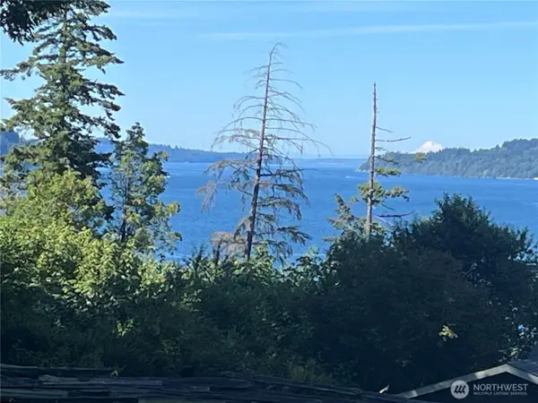 13403 6th Avenue Nw, Gig Harbor, WA 98332