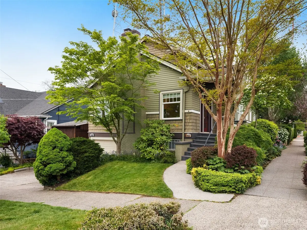 1423 Nob Hill Avenue N, Seattle, WA 98109 - #1