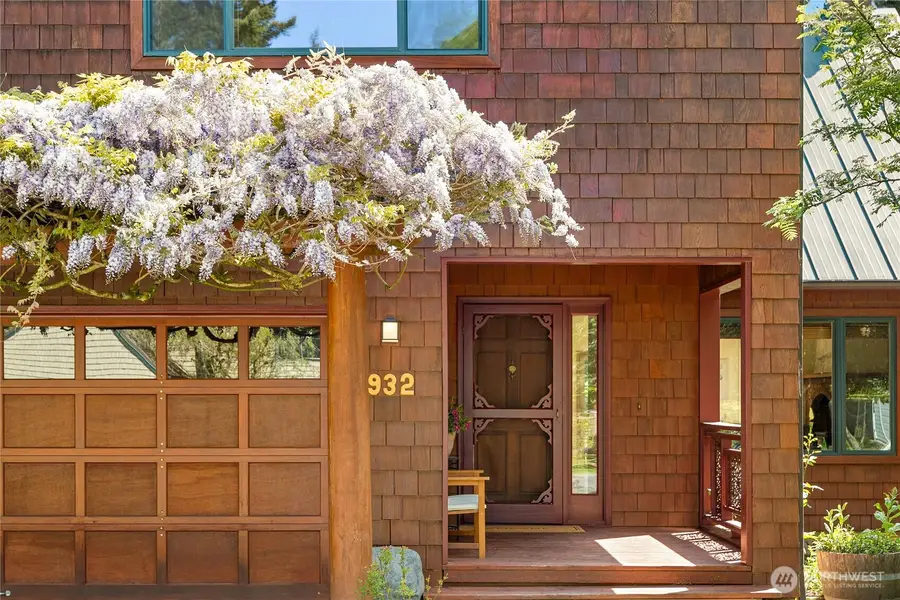 932 NW Nakata Avenue, Bainbridge Island, WA 98110 - #3