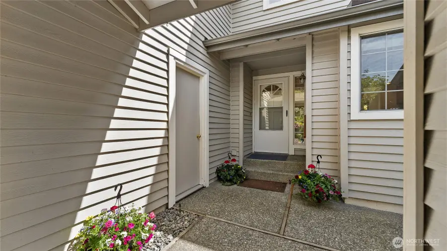 6614 113th Place Se, Bellevue, WA 98006 - #3