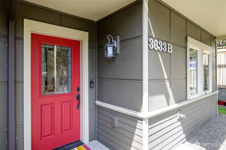 3633 Evanston Avenue N #B, Seattle, WA 98103 - #3