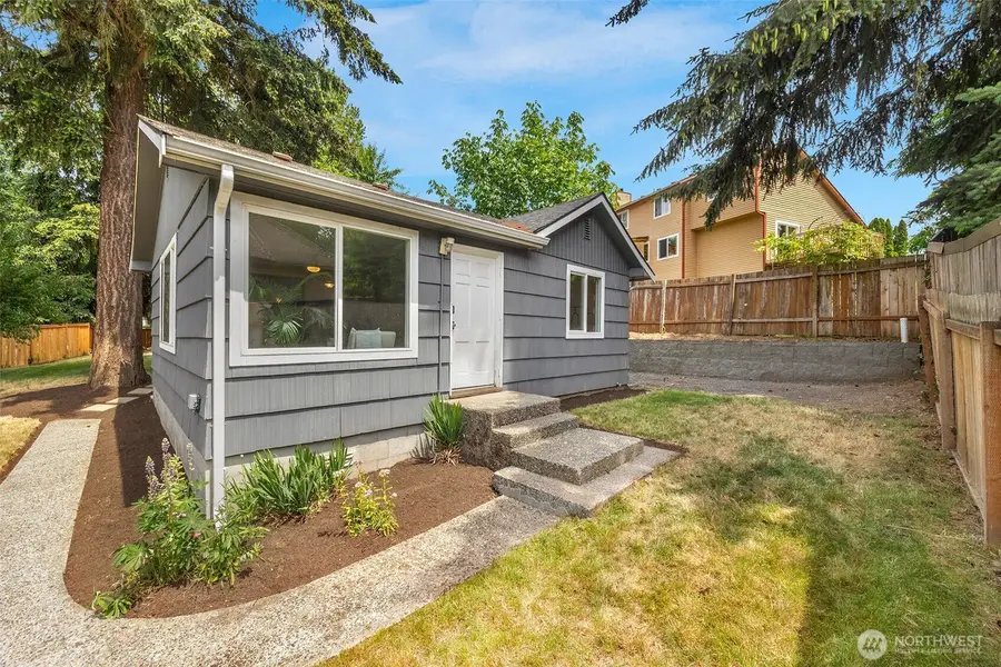 17806 83rd Place Ne, Kenmore, WA 98028 - #3