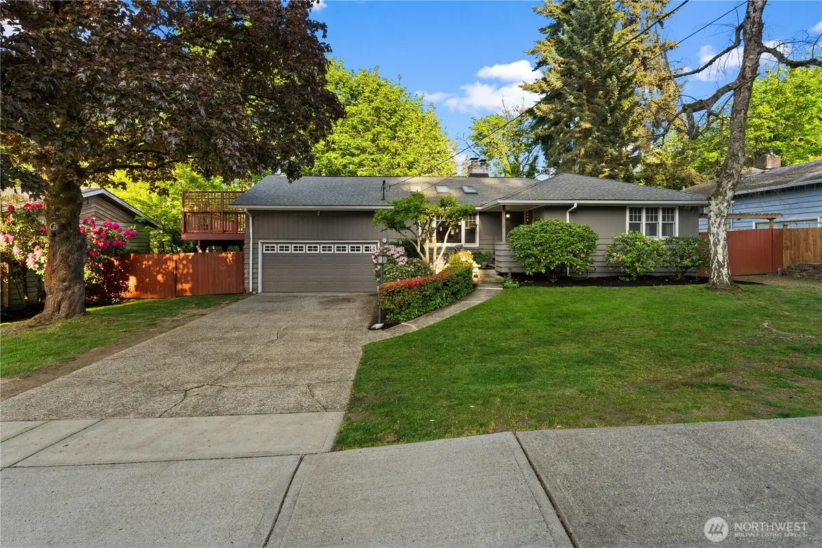 4918 119th Avenue Se, Bellevue, WA 98006 - #1