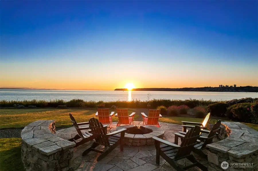 9535 Semiahmoo Pkwy #B305, Blaine, WA 98230 - #2