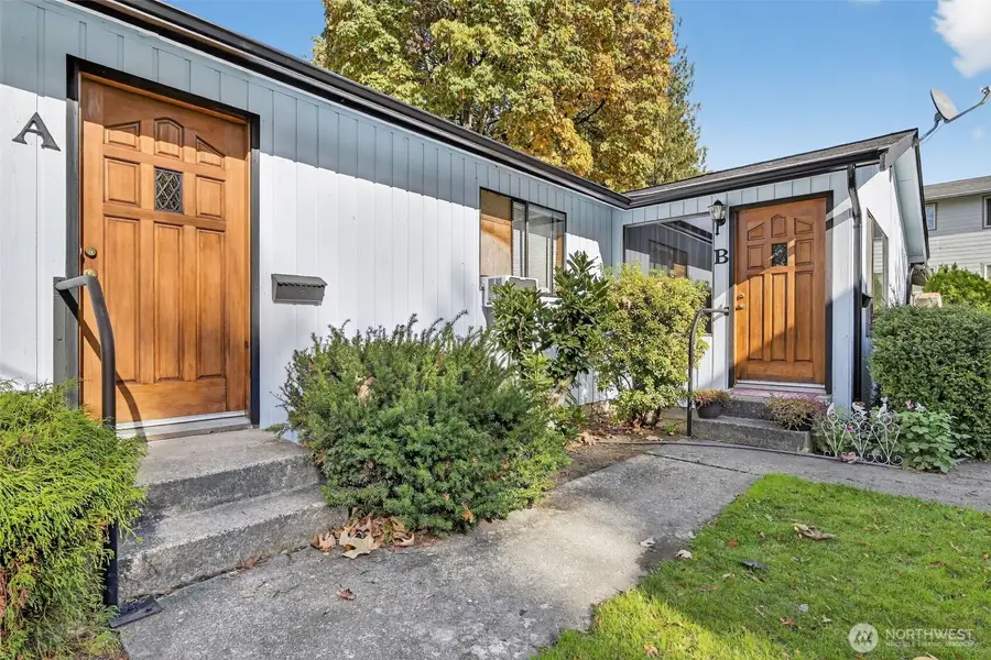 410 10th Street, Lynden, WA 98264 - #2