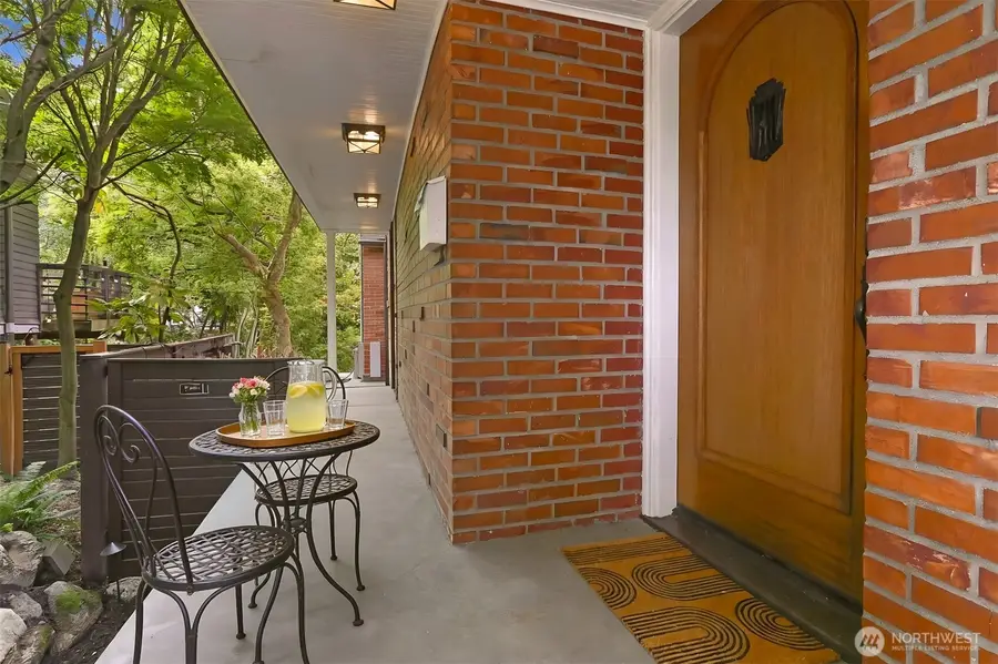 2430 Lorentz Place N, Seattle, WA 98109 - #3