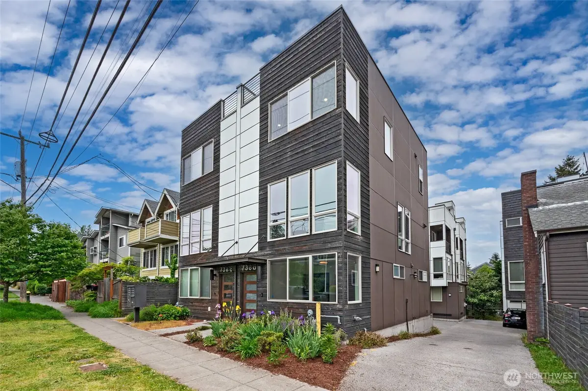 738 N 95th, Seattle, WA 98103 - #1