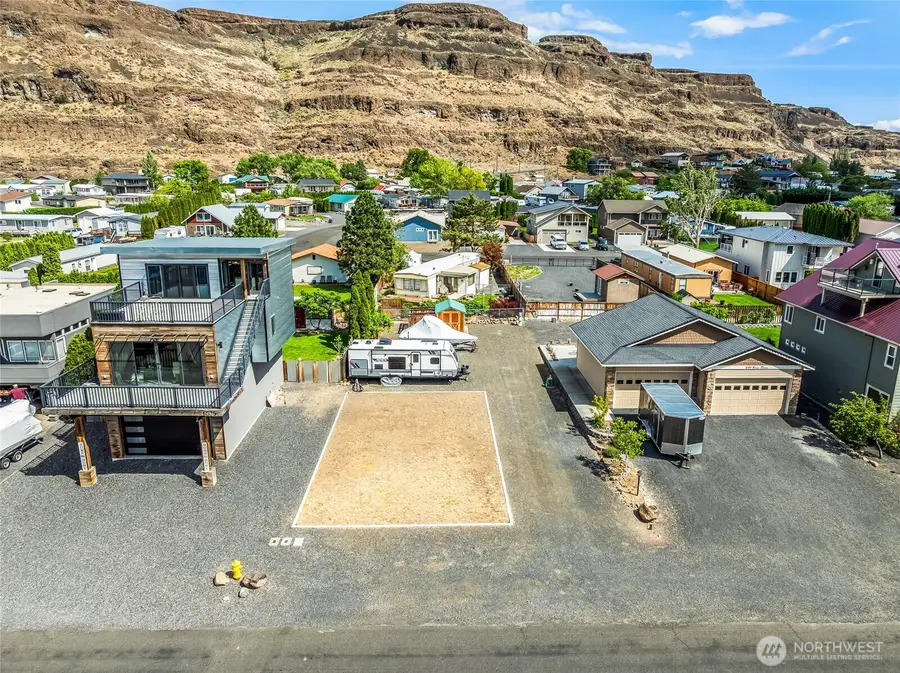 685 River Drive Sw, Quincy, WA 98848 - #3