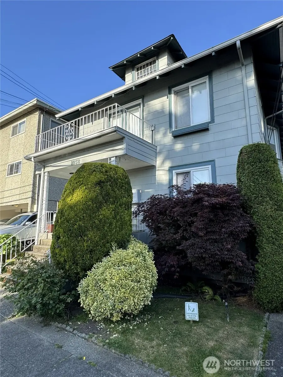 2258 14th Avenue W, Seattle, WA 98119 - #2