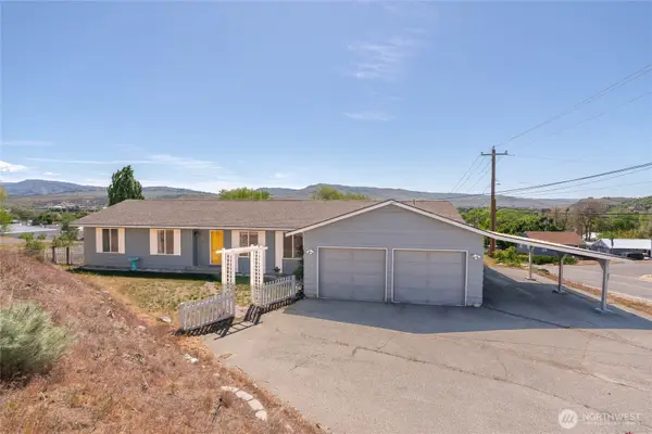 504 Ash Street, Omak, WA 98841