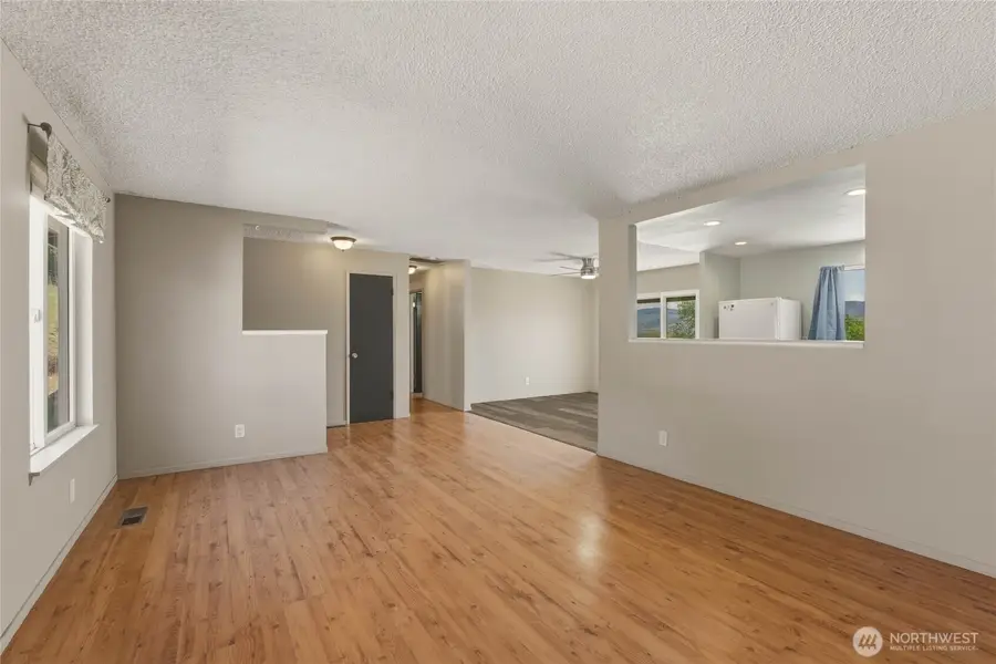 504 Ash Street, Omak, WA 98841 - #3