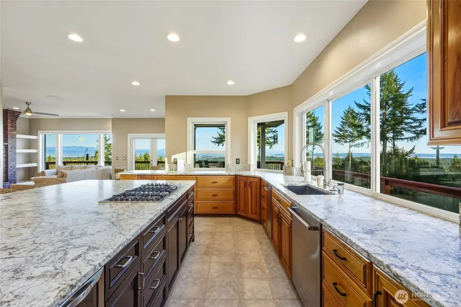 514 Wayne's Ridge Circle, Camano Island, WA 98282 - #2