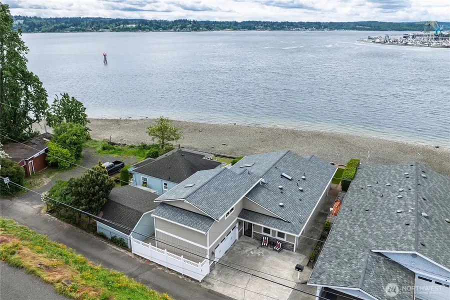 325 Shore Drive, Bremerton, WA 98310 - #2