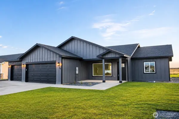 70 Sunwest Drive, Ephrata, WA 98823