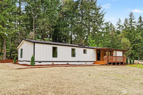 719 Tiedeman Road, Lakebay, WA 98349