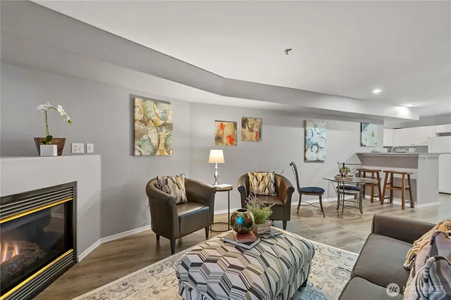 3318 30th Avenue Sw #B409, Seattle, WA 98126 - #3